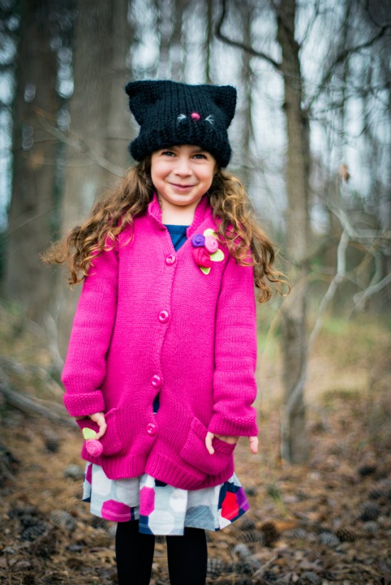 cat hat knitting pattern from Pattymac Knits, makes the cutest portrait