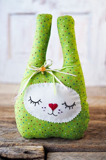 How to sew bunny softie. This is an easy sewing pattern for beginner sewists. Make this softie for Easter or anytime you need a cute gift for a child.